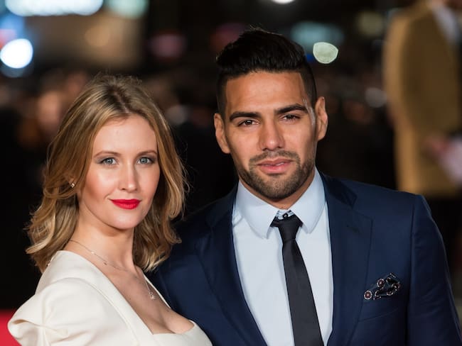 LONDON, ENGLAND - NOVEMBER 09:  Radamel Falcao (R) and wife Lorelei Taron  attend the World Premiere of &quot;Ronaldo&quot; at Vue West End on November 9, 2015 in London, England.  (Photo by Ian Gavan/Getty Images)