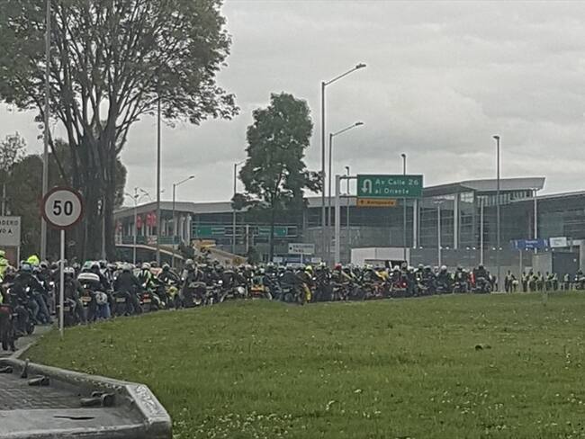 Plan tortuga de motociclistas en la capital. Foto: Juan Barragán - W Radio