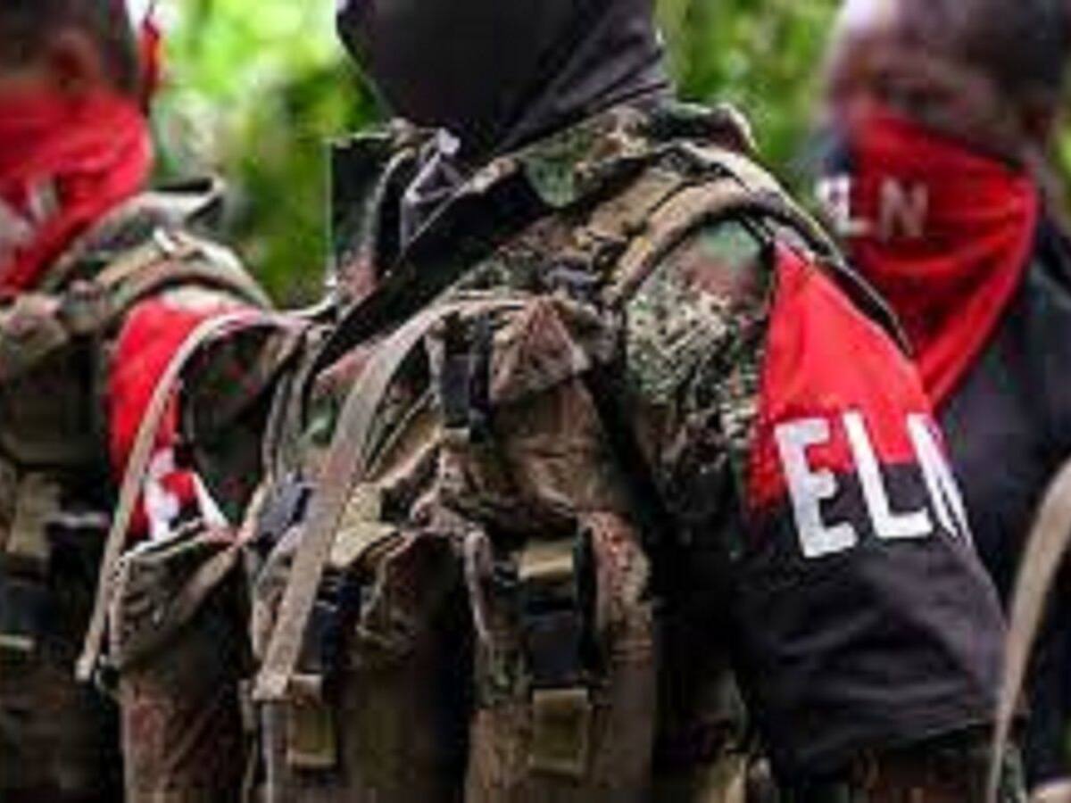 Congresistas insisten en la necesidad de mantener la mesa de negociación con el ELN