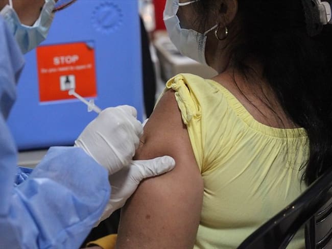 Este martes inicia etapa de vacunación masiva en doce municipios del Magdalena. Foto: Colprensa