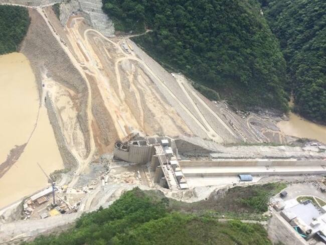 Hidroituango sigue siendo un peligro: Federico Gutiérrez