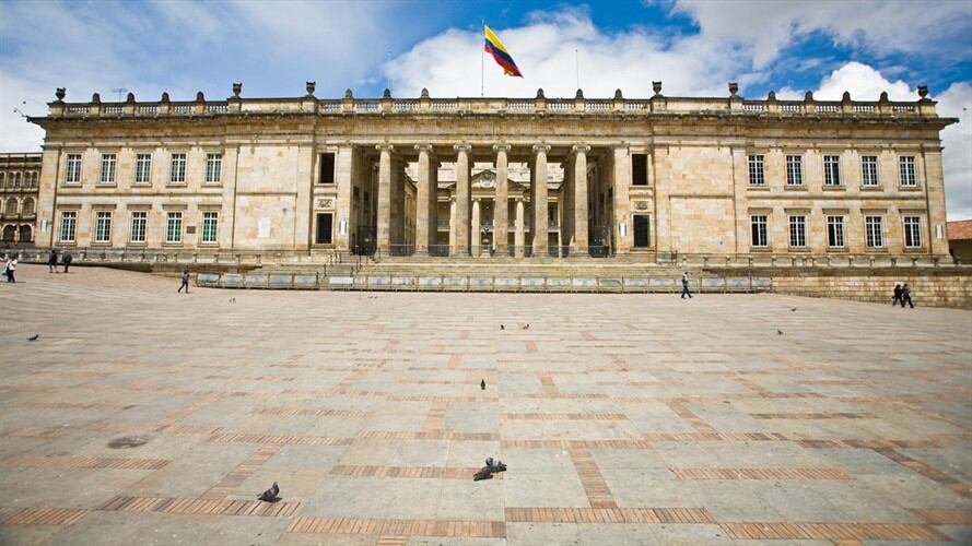 Salarios de funcionarios públicos del país. Foto: Getty Images