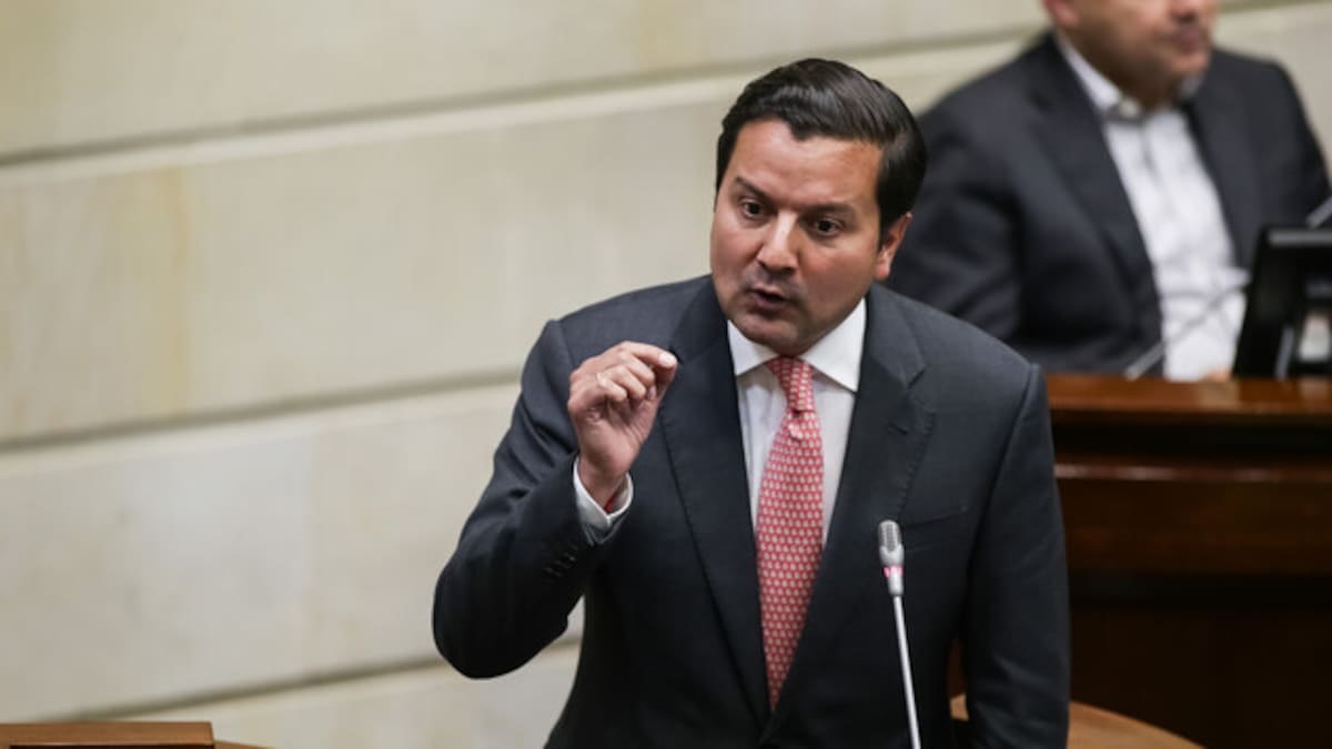 No cederemos: senador David Luna sobre proposición de C. Radical a regulación del cannabis