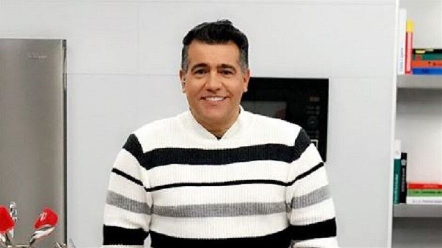 Presentador Carlos Calero. Foto: Instagram: @carloscalero29