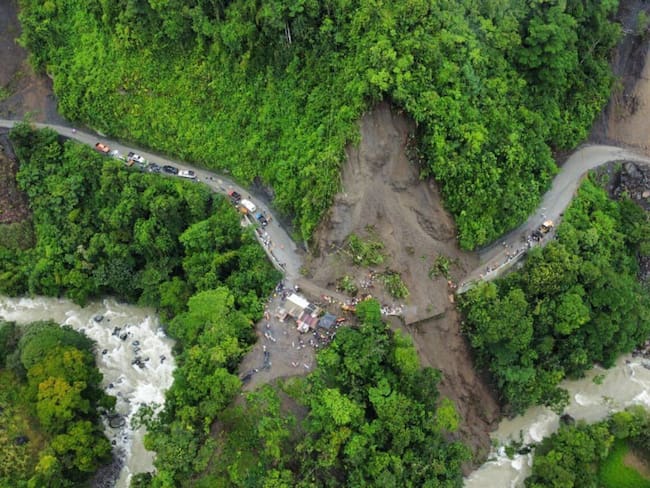 Derrumbe en la vía entre Risaralda y Chocó - Foto: Gobernación de Risaralda.