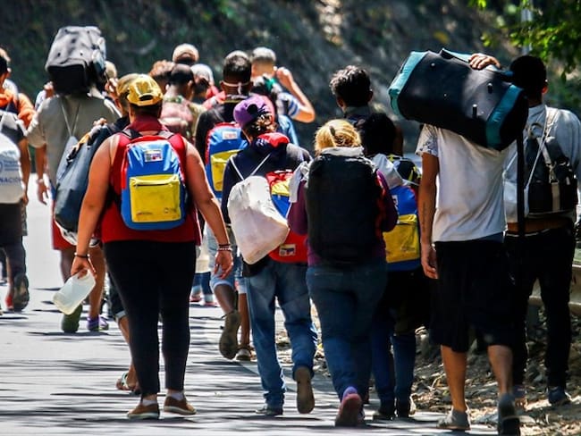 ¿Migrantes se vacunarán en Colombia? Las dudas más frecuentes sobre la regularización