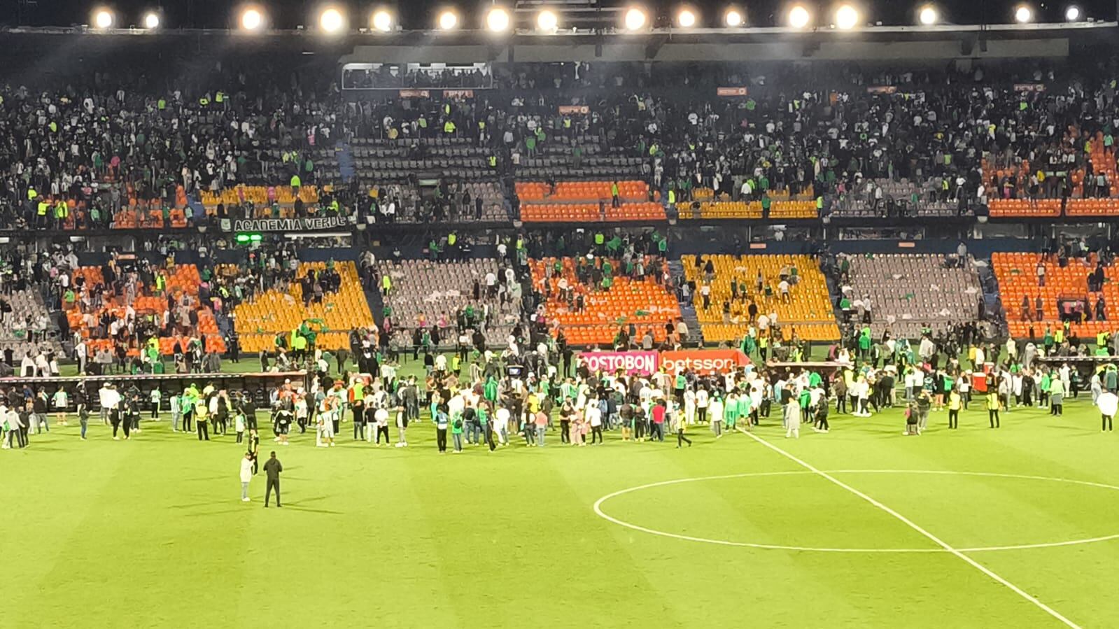 Disturbios Estadio Atanasio Girardot. Foto: cortesía.
