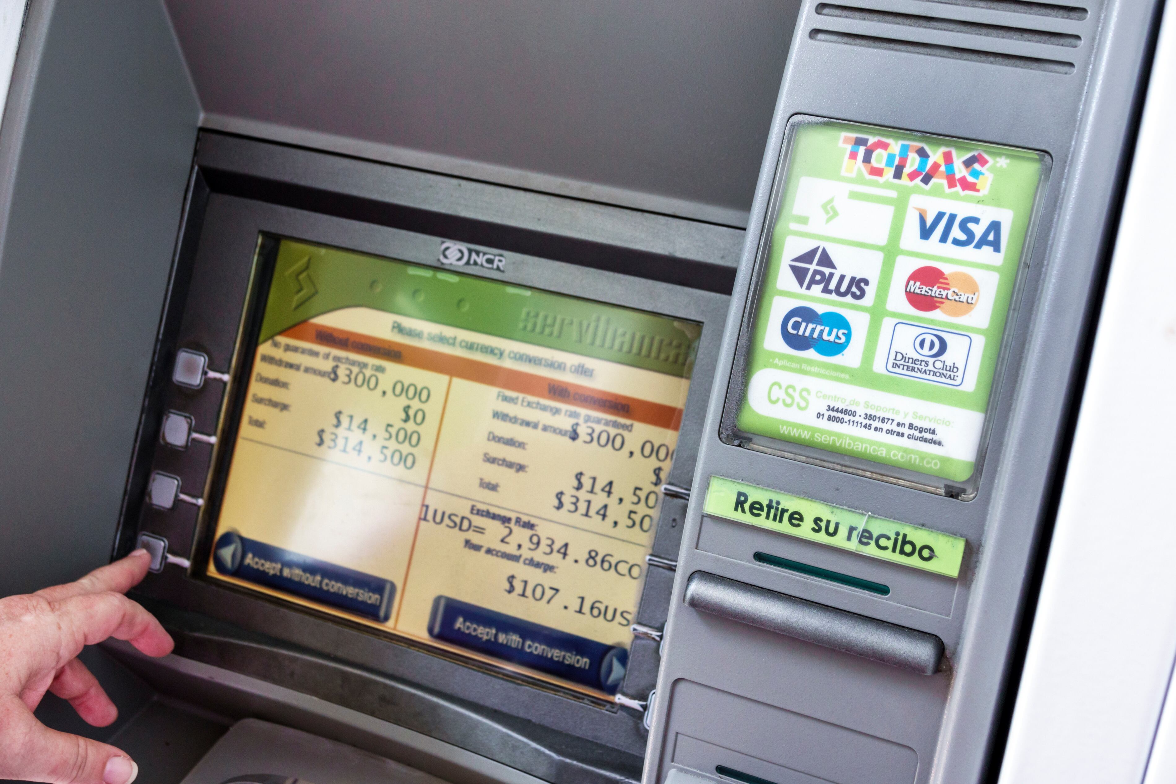 Imagen de referencia de un cajero. Universal Images Group vía Getty Images