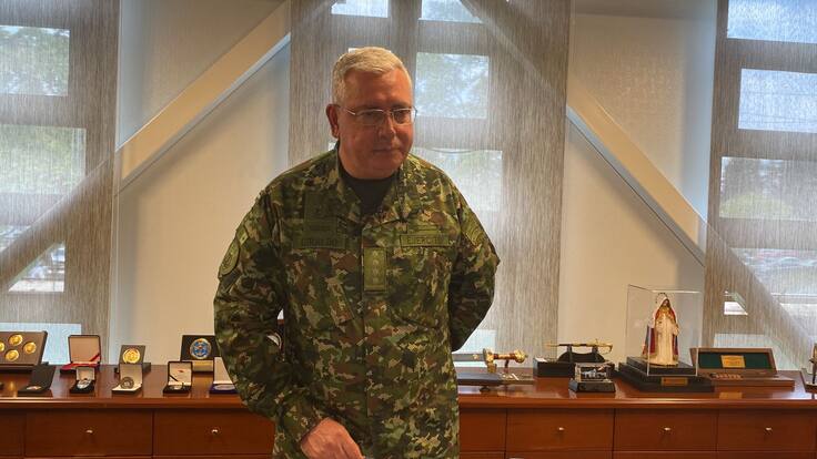 Nos identificamos con sus políticas: apoyo del comandante de FF.MM. a MinDefensa