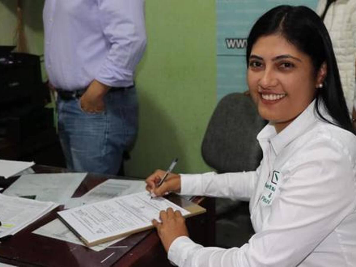 Hombres armados roban camioneta de la UNP asignada a la alcaldesa de San Calixto