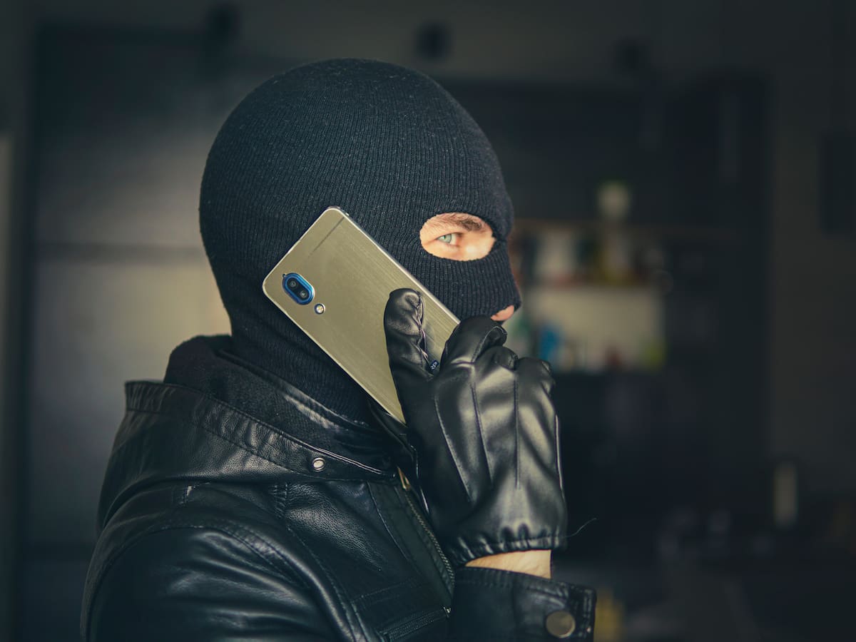 Capturan a dos extorsionistas señalados de exigirle hasta 250 millones de pesos a comerciantes