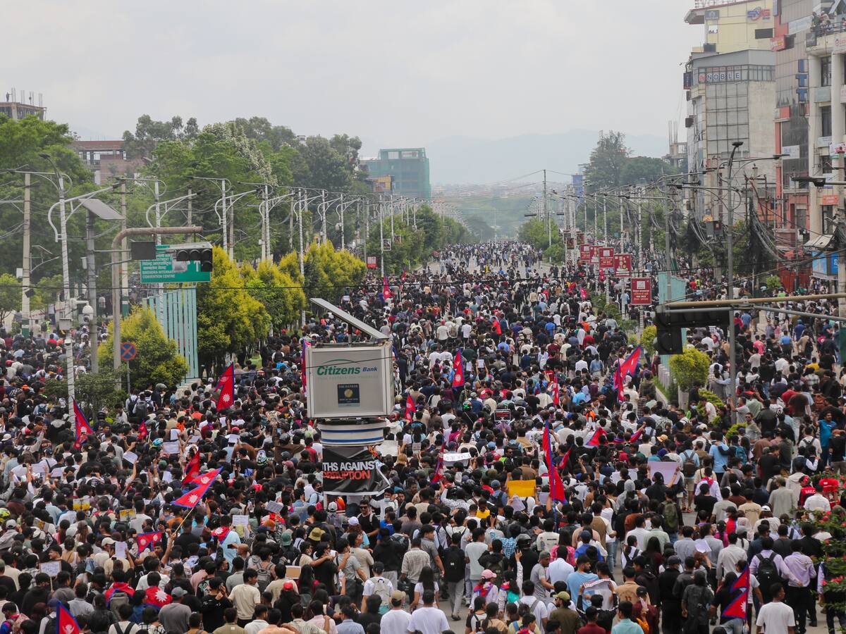 Al menos 6 muertos en las protestas de Generación Z en Nepal por el veto de redes sociales