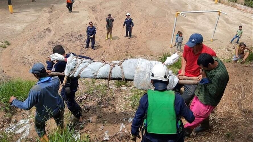 Cinco muertos y cuatro desaparecidos es el saldo hasta el momento tras avalancha en Piedecuesta.. Foto: Colprensa