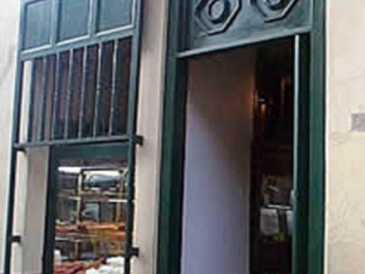 La puerta falsa seguirá abierta con servicios a domicilio