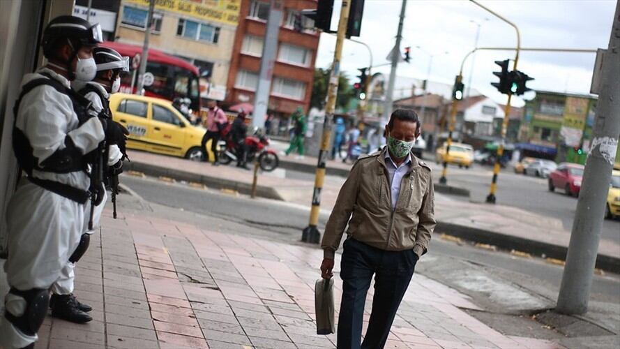 Se realizaron 1.466 pruebas aleatorias de COVID-19 y se entregaron 5.737 ayudas alimentarias. Foto: Colprensa