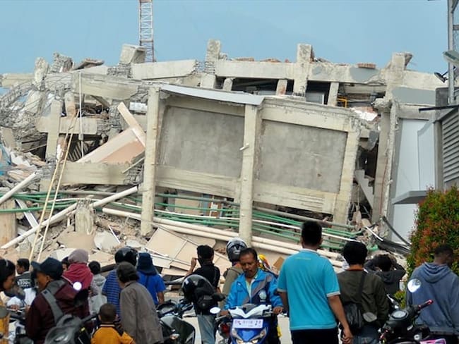 Están confirmados 844 muertos por terremoto y tsunami en Indonesia: Cruz Roja