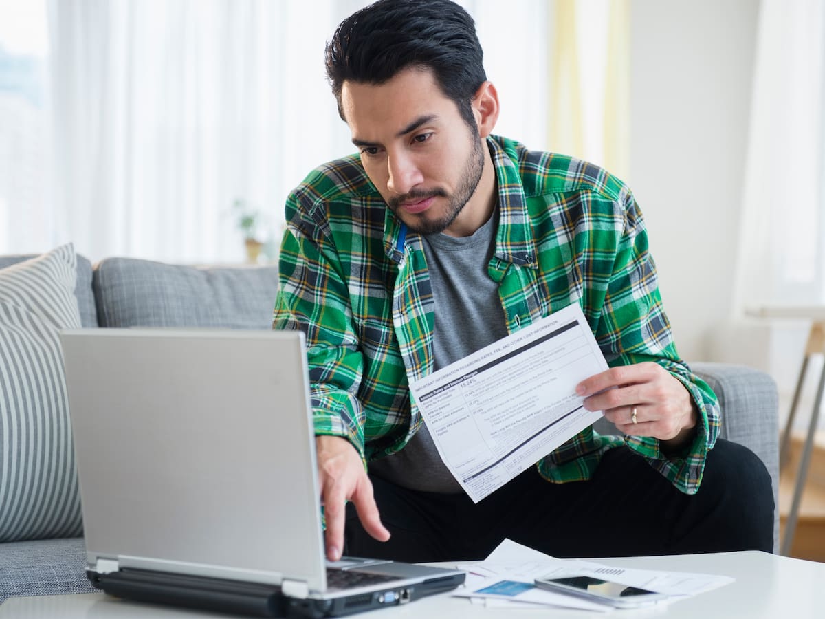 ¿El recibo de la luz no está a su nombre? Así puede hacer el cambio