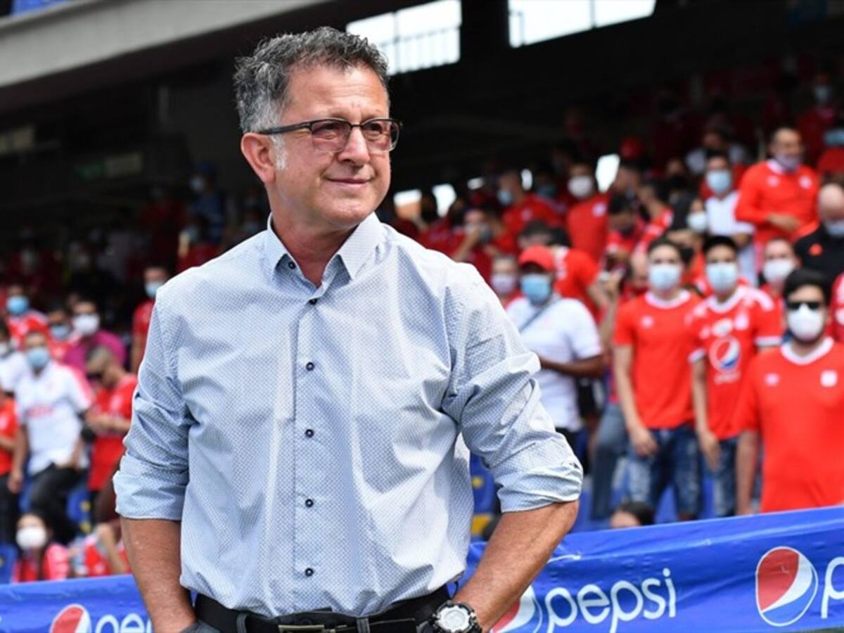 Video: Juan Carlos Osorio volvió a sonreír en una rueda de prensa con América