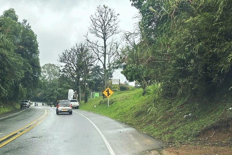 "La carretera internacional Panamericana se encuentra plenamente despejada".Crédito: Gobernación del Cauca.