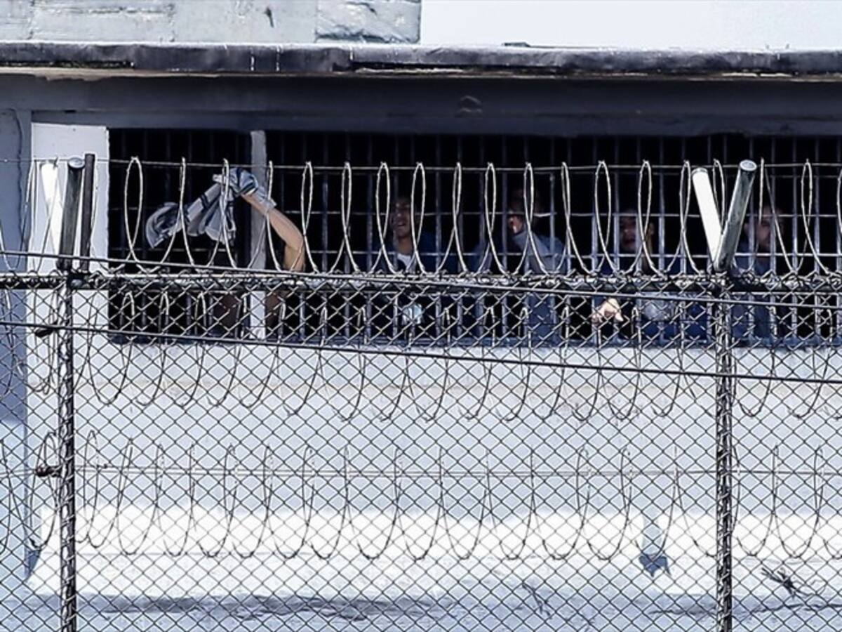 Los cuestionamientos a los contratos de alimentos de La Picota y La Modelo