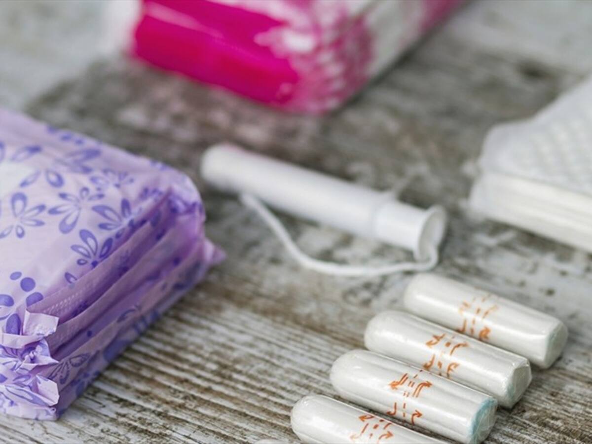 Mujeres pobres tienen dificultades para comprar productos de higiene femenina
