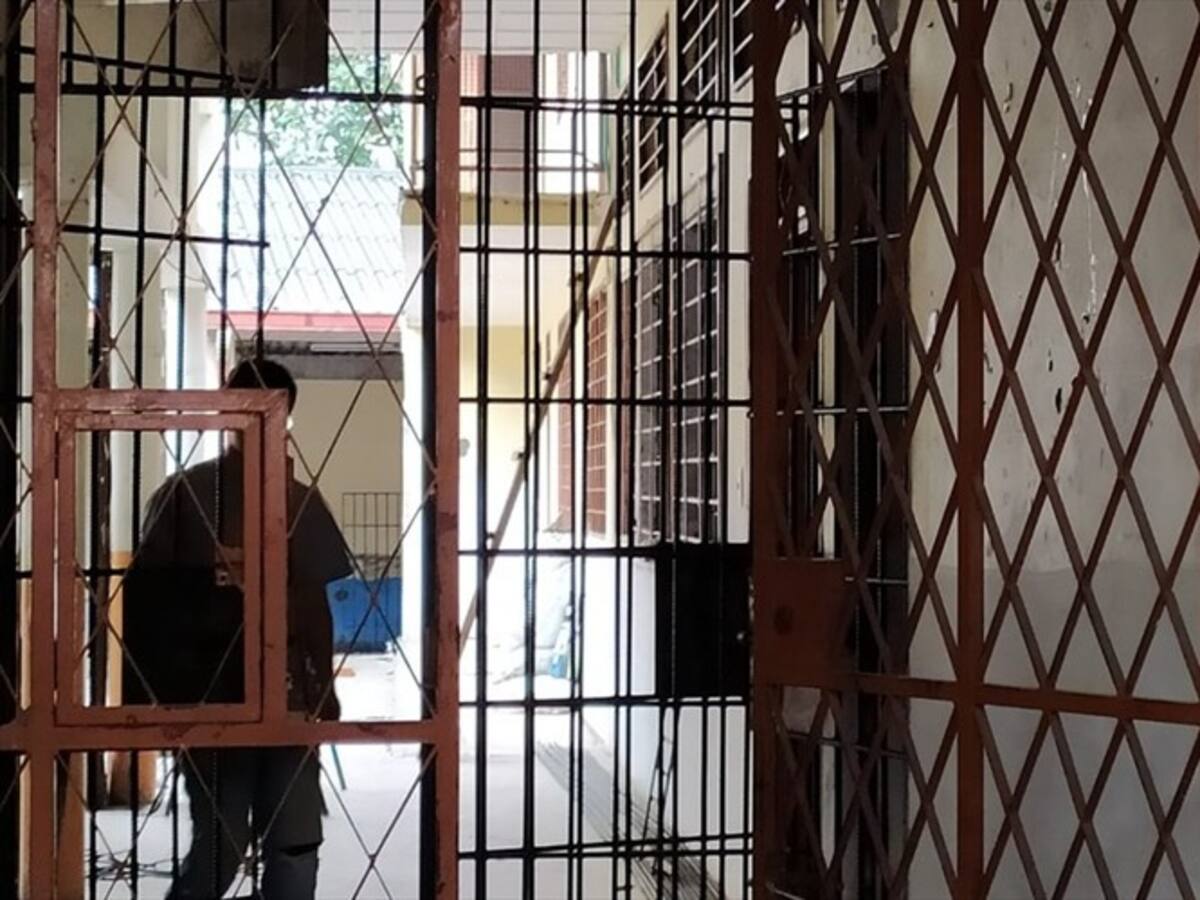 Polémica: escuela será convertida en un centro carcelario en Popayán