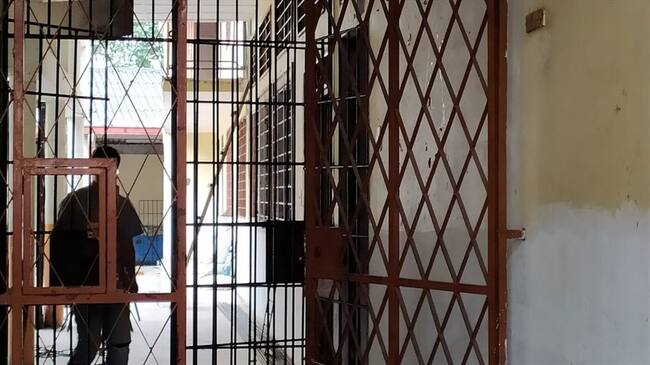 En las antiguas instalaciones del centro educativo ya fueron realizadas las adecuaciones para albergar a las personas privadas de la libertad . Foto: Cortesía Alex Casas