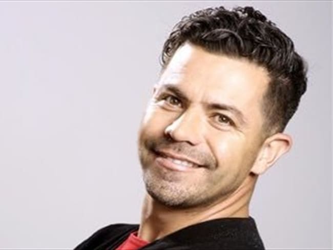 Peter Albeiro se lanza como escritor con “El sueño del millón de dólares”