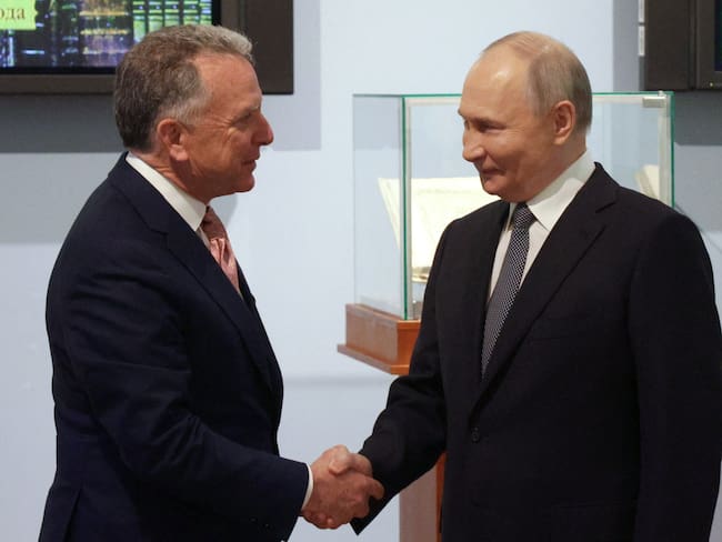 Vladímir Putin y Steve Witkoff. FOTO: GAVRIIL GRIGOROV/POOL/AFP vía Getty Images