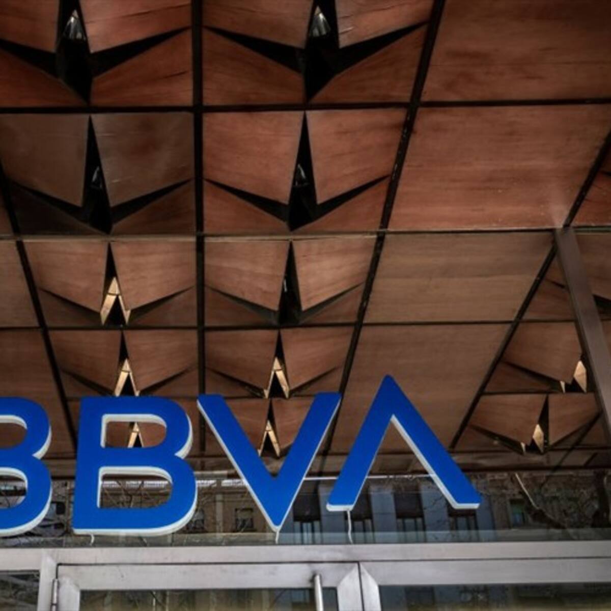 BBVA abre oficina en Panamá: colombianos podrán tener cuenta de ahorros desde 1.000 dólares