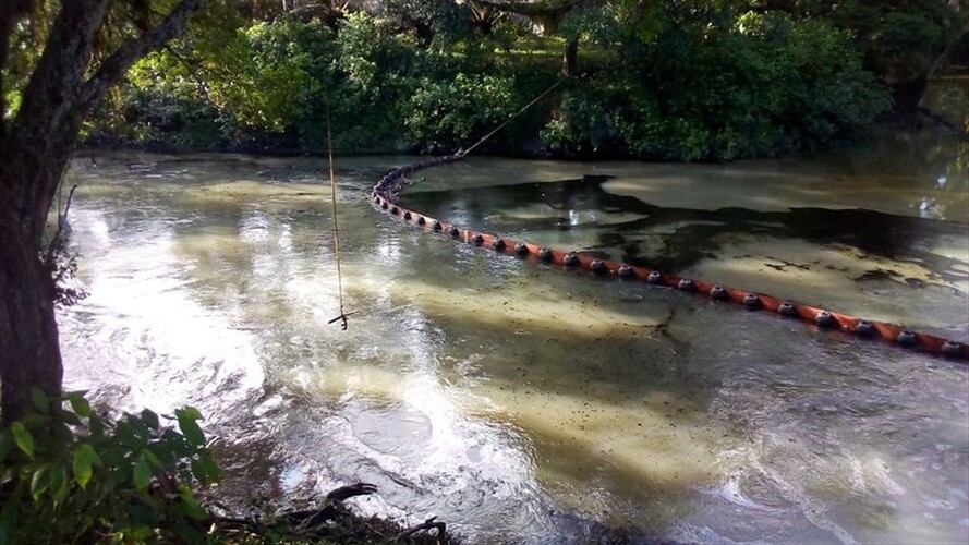 Ocensa explicó que producto de actos de terceros, que estaban instalando una válvula ilícita, se presentó una pérdida de contención del oleoducto en la vereda Pozo 2. Foto: Getty Images