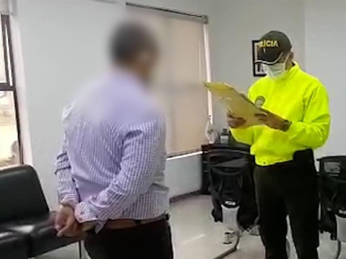 Capturan a fiscal en Cali que habría recibido millonario botín por frenar un proceso