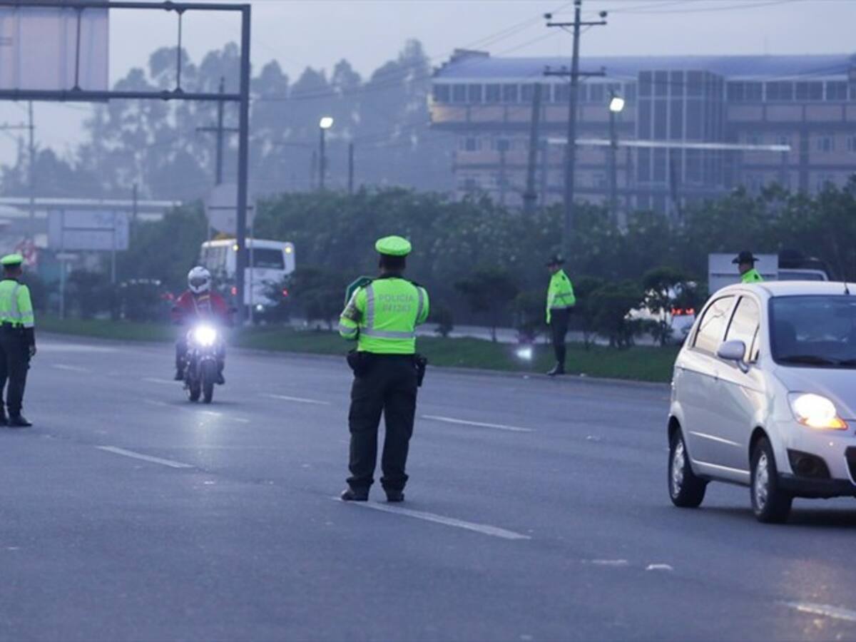 ¿Dónde debe cancelar los comparendos impuestos por la Policía de Carreteras?