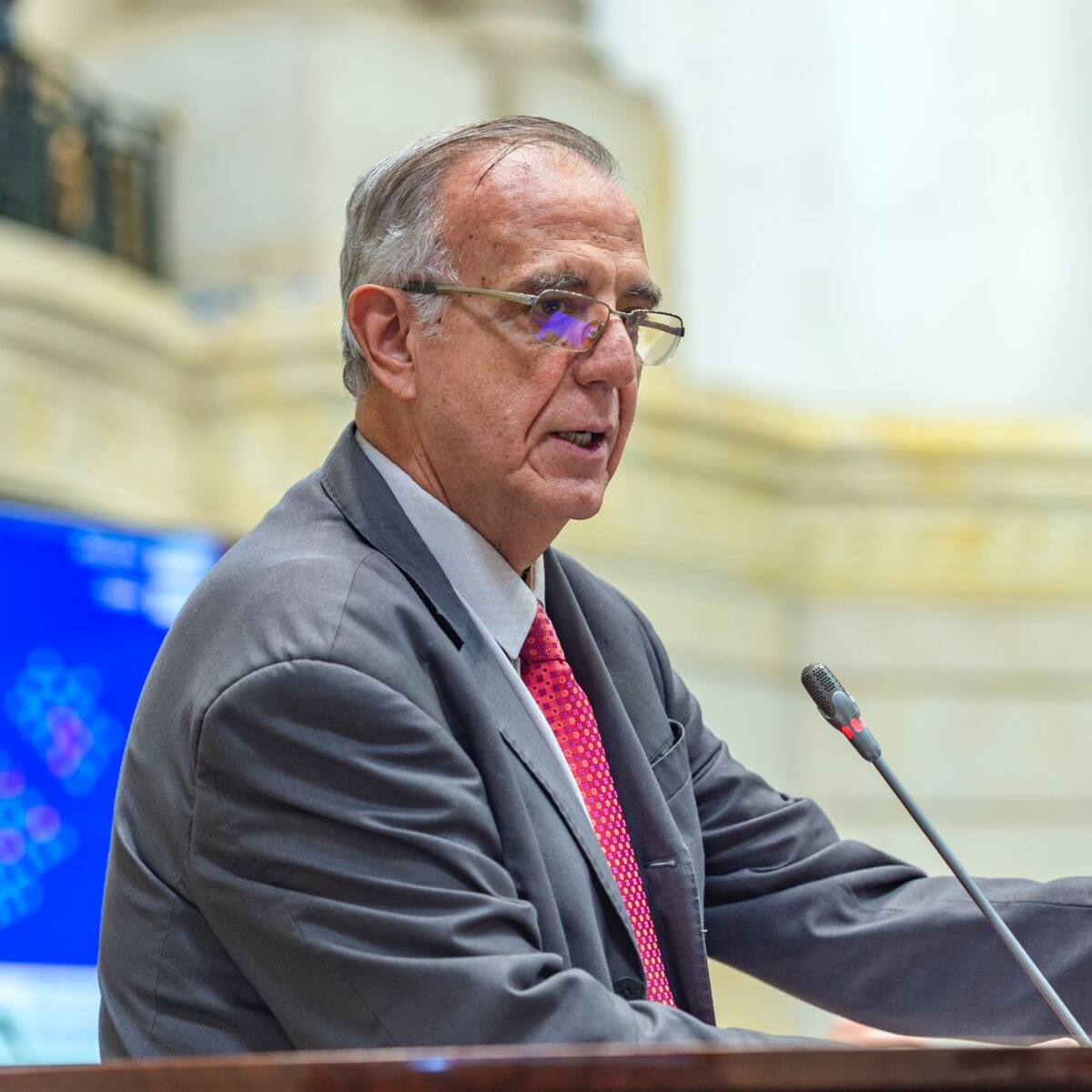 FF.MM. tienen el informe para el presidente: MinDefensa sobre compra de aviones de combate