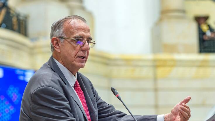 Ministro Iván Velásquez, ¿qué falta para que renuncie?