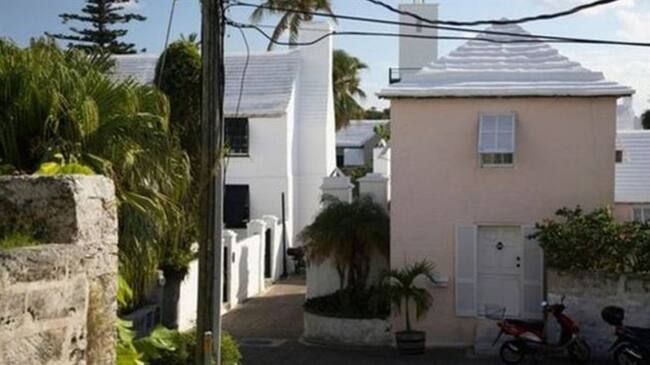 Los techos de cal escalonados son bonitos y además útiles.. Foto: BBC Mundo