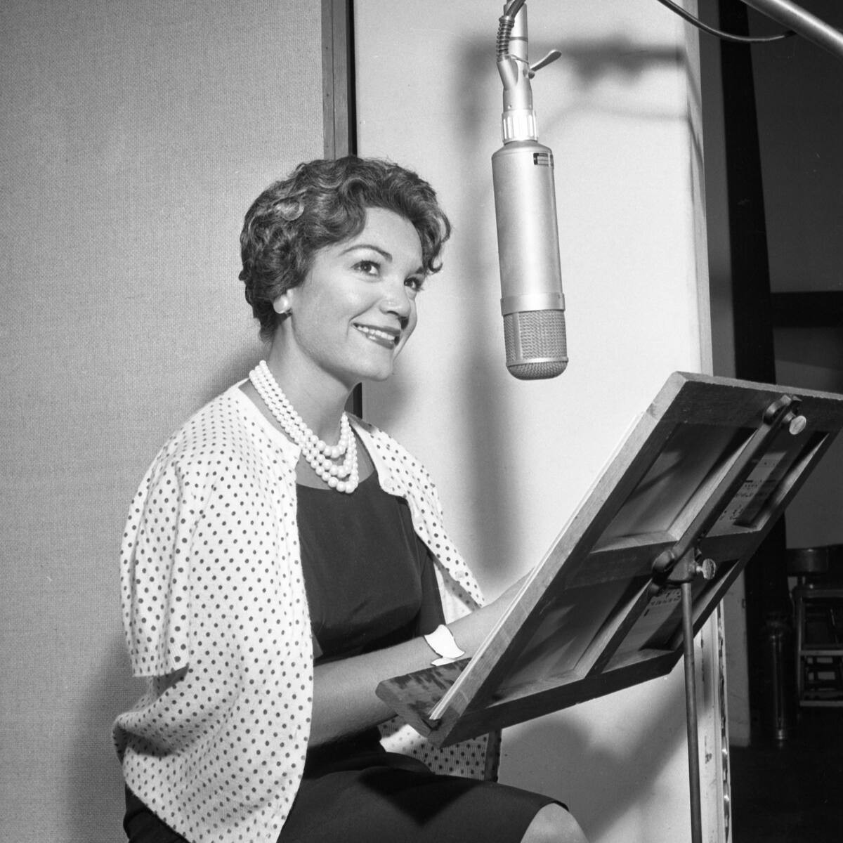 “Me alegra mucho, esta canción se siente nueva para mí”: cantante Connie Francis sobre éxito viral