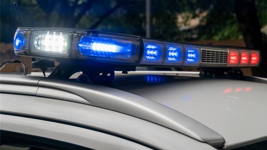 Dos personas que estaban en este grupo entregaron al herido a un centinela y llega una turba y envió una bomba molotov causando afectaciones a loa vivienda:  Juan Carlos Morales. Foto: Getty Images