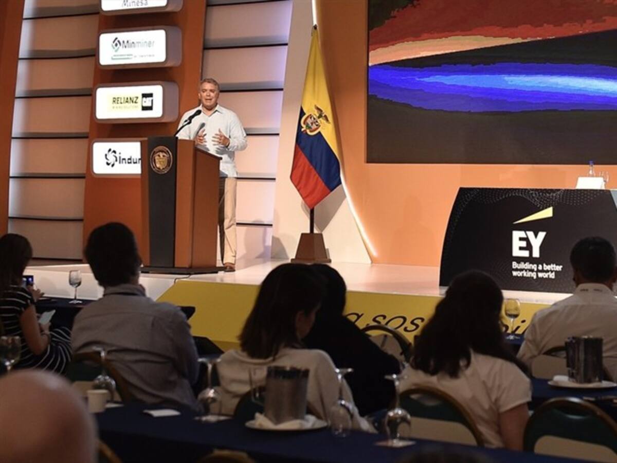 Duque pidió luz verde a reglamentación de consulta previa y a reforma de regalías