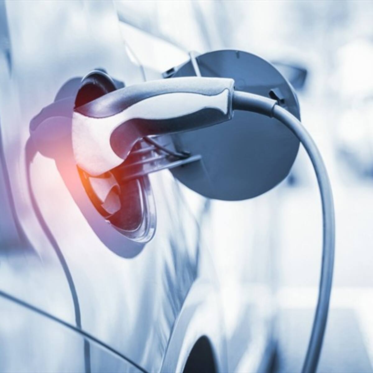 Con decreto de arancel a carros híbridos, pasarán de costar $100 millones a $130 millones