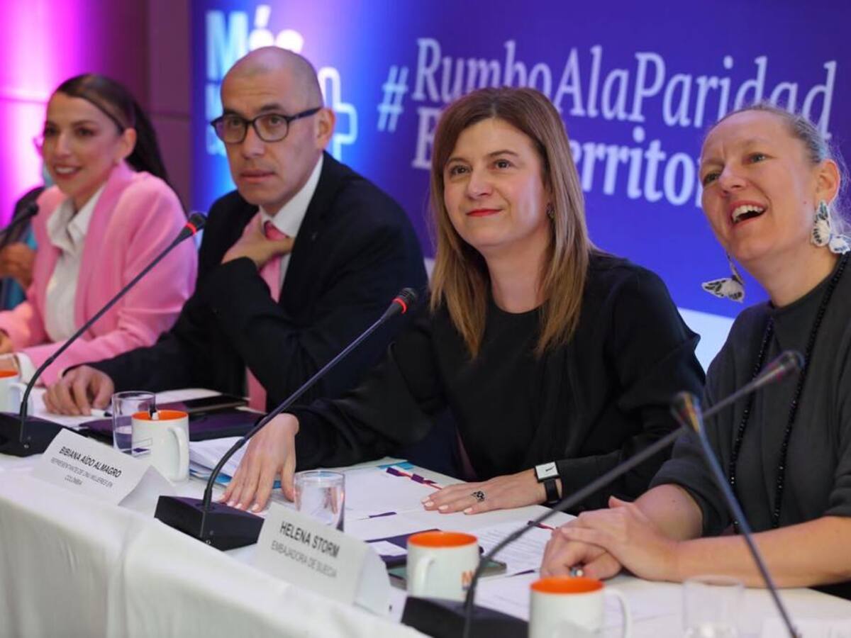 Las mujeres en la política son silenciadas por sus propios partidos