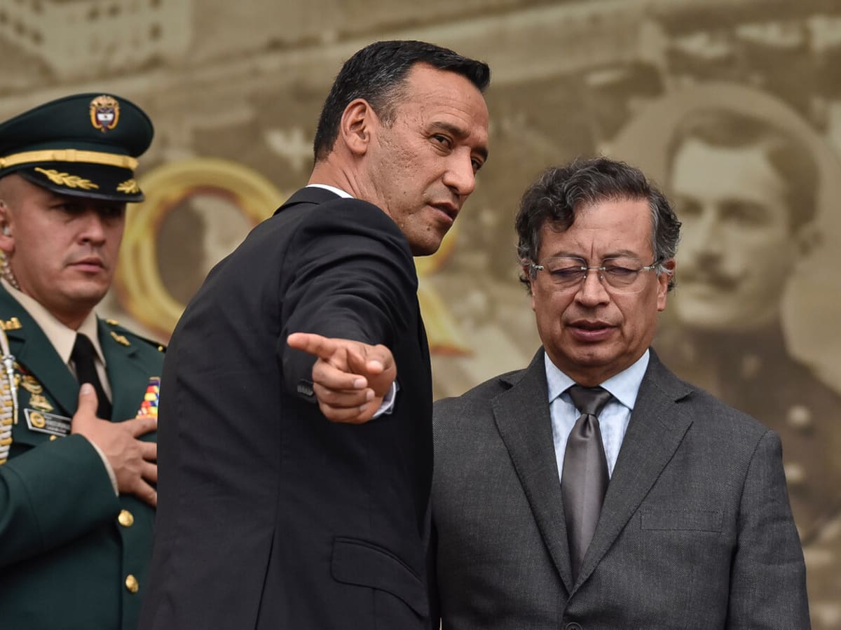 El Gobierno ofrece $300 millones tras el ataque que causó la muerte de cinco militares en Cauca