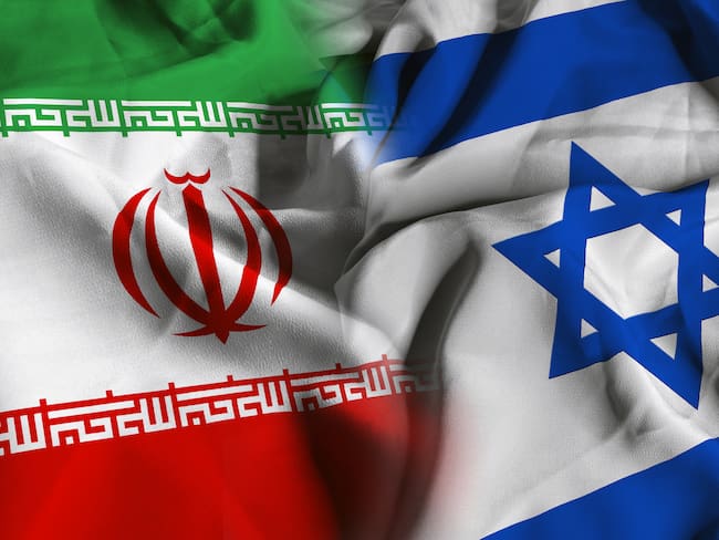 Banderas de Irán e Israel. Foto: Getty Images.