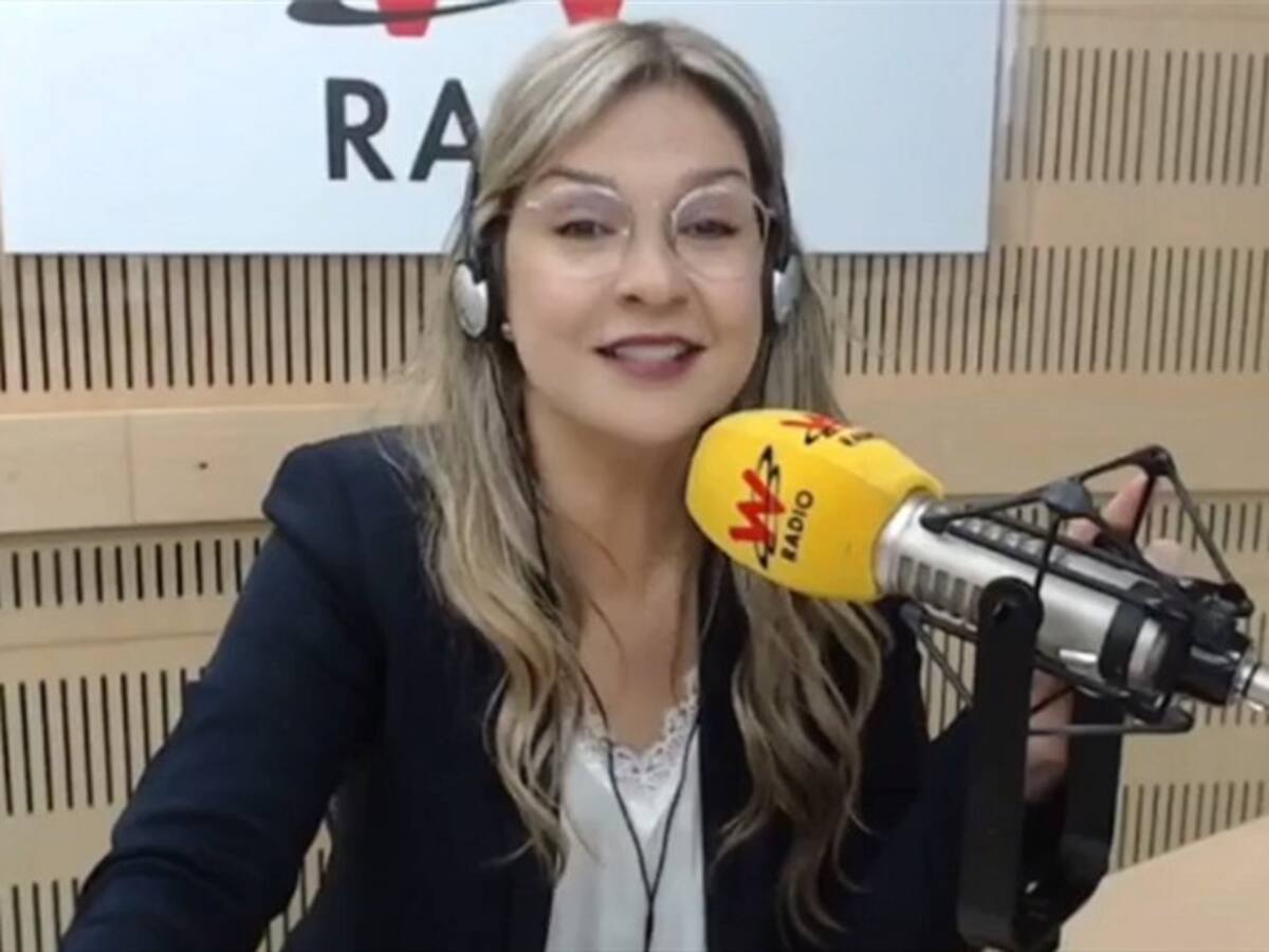 La emotiva despedida de Vicky Dávila en los micrófonos de La W