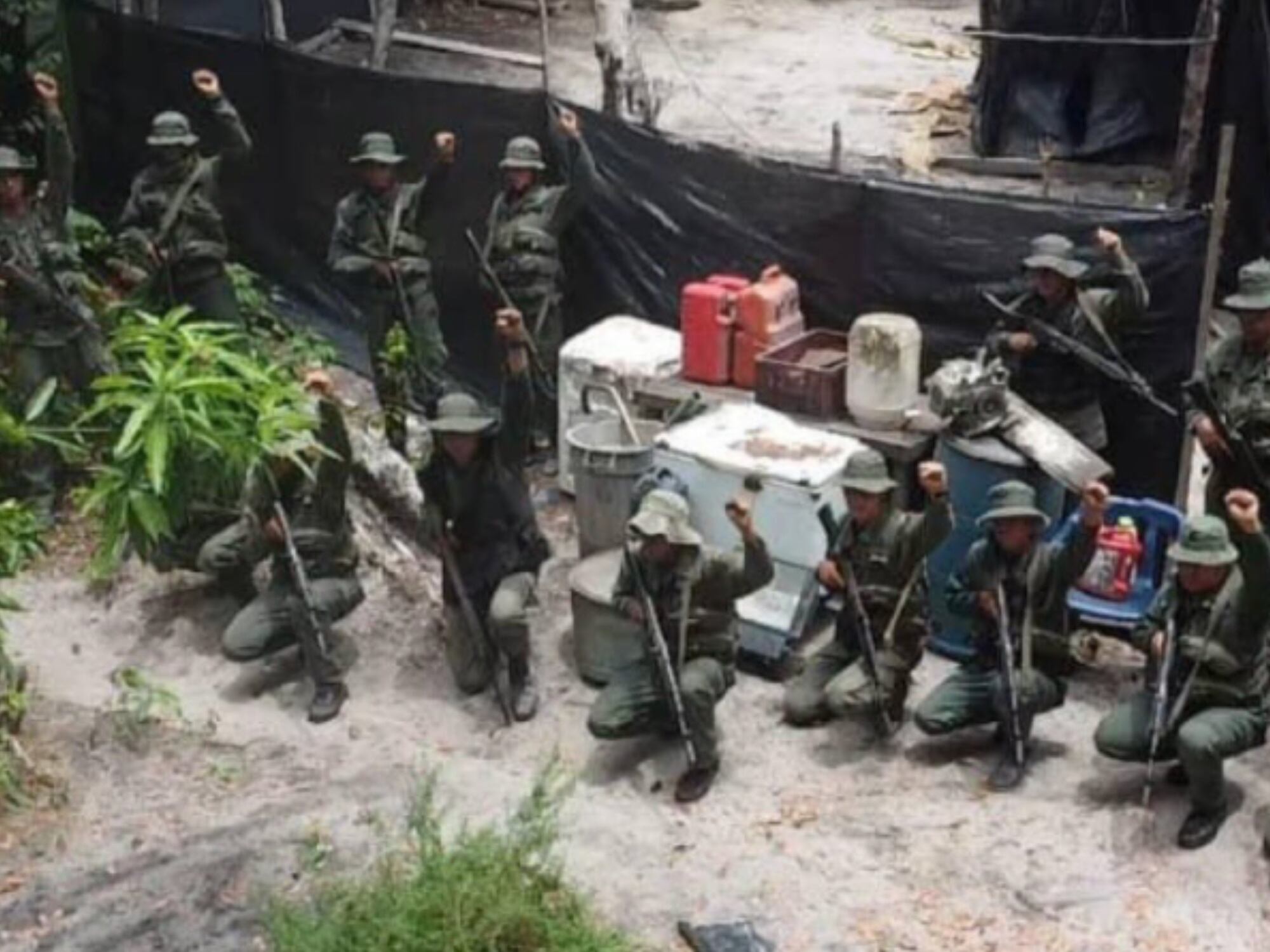 Campamento de minería ilegal