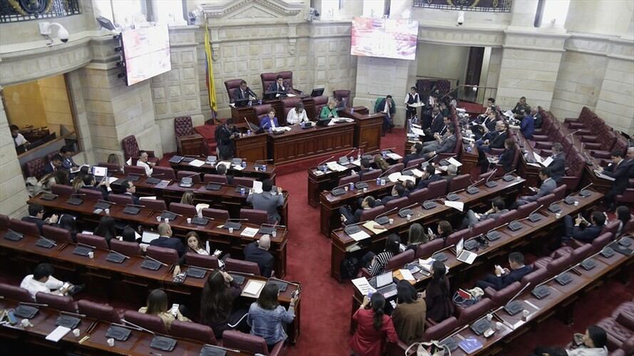 Las comisiones económicas y presupuestales radicaron la ponencia para iniciar el primer debate al proyecto de Presupuesto General de la Nación 2019. Foto: Colprensa