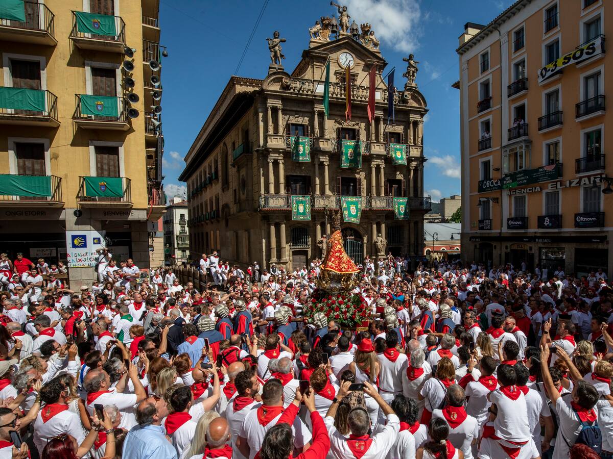Cinco hospitalizados en el comienzo de las fiestas de San Fermín en Pamplona, España