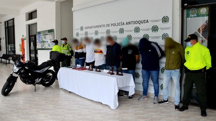 Capturados en el oriente antioqueño. Foto: Cortesía Policía Antioquia