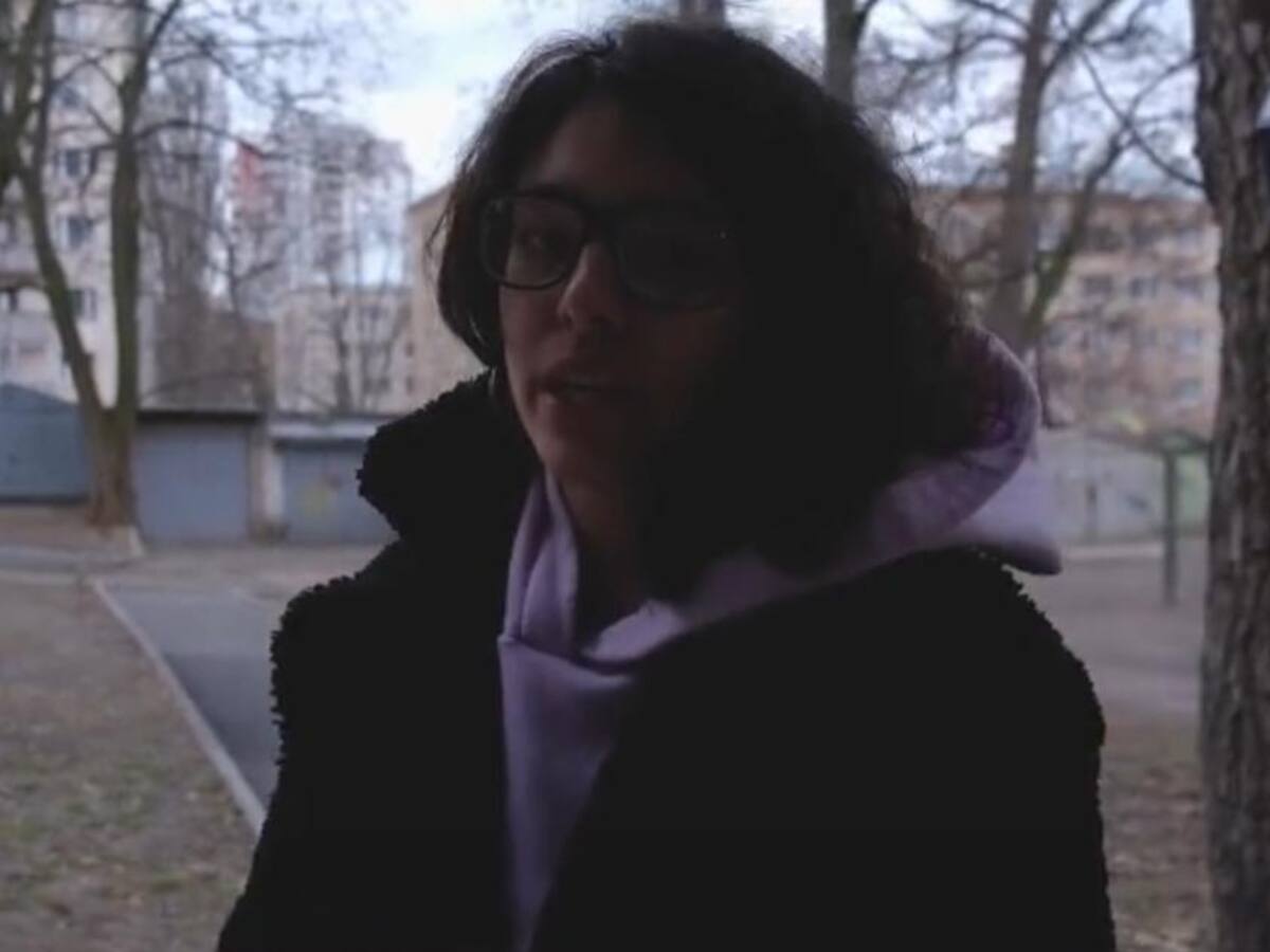 La conmovedora historia de la traductora de ‘El olvido que seremos’ desde un refugio en Kiev: “no estamos solos”