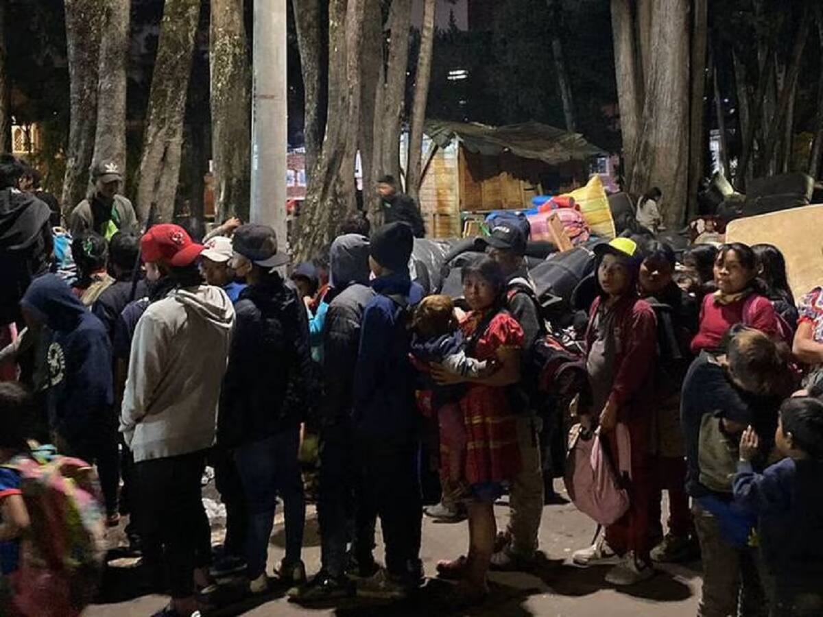 Mujeres indígenas Embera de Riosucio, Caldas, fabrican toallas higiénicas ecológicas